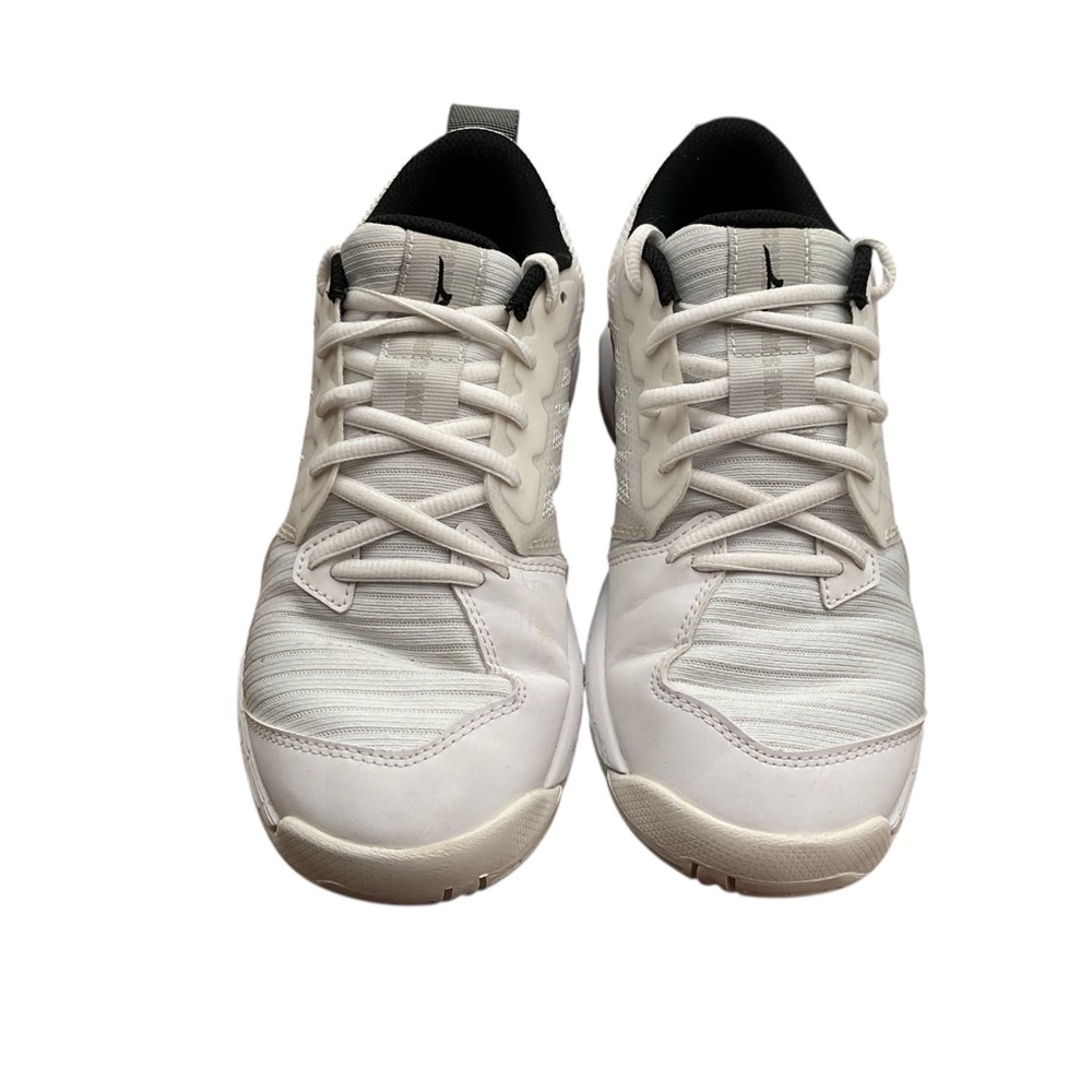 Dynamotion Women White Athletic Shoes size 8‎